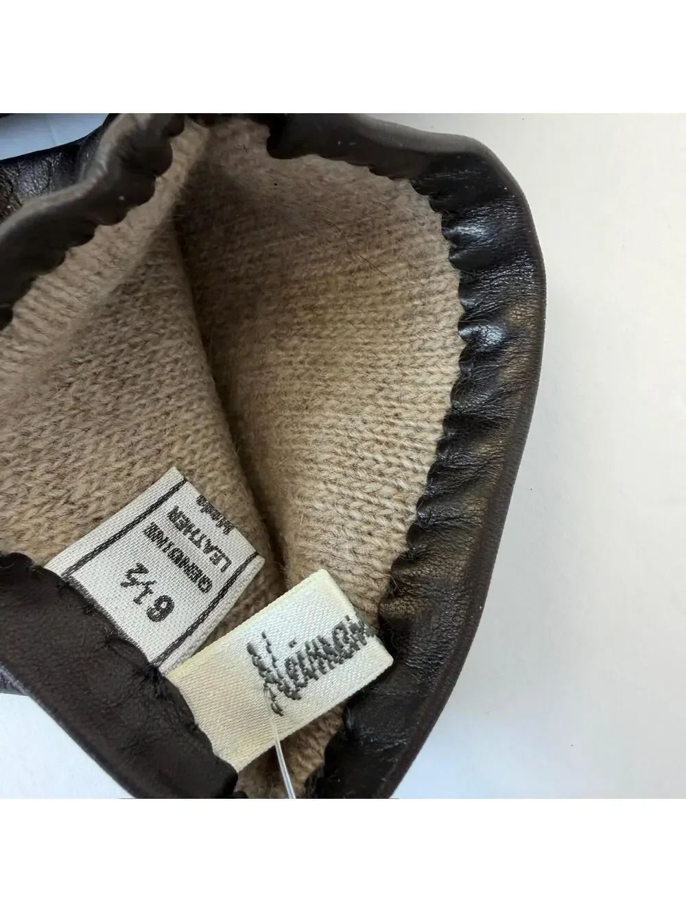 Neiman Marcus Leather Gloves 100%‎ Cashmere Lined Women's Size 6 1/2 New w/Tags